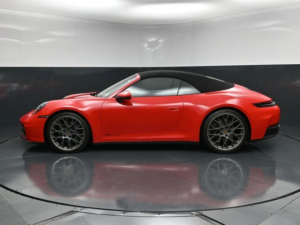 2025 Porsche 992 Carrera - Image 2 of 31