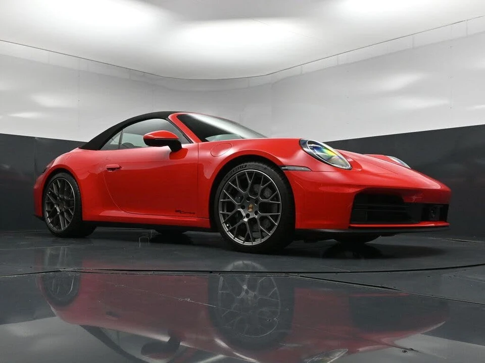 2025 Porsche 992 Carrera - Image 28 of 31