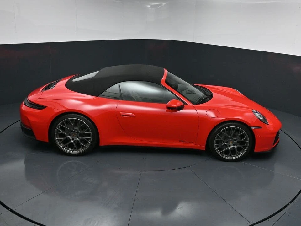 2025 Porsche 992 Carrera - Image 19 of 31