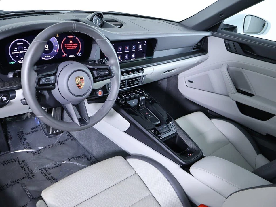 2025 Porsche 992 Carrera - Image 4 of 26