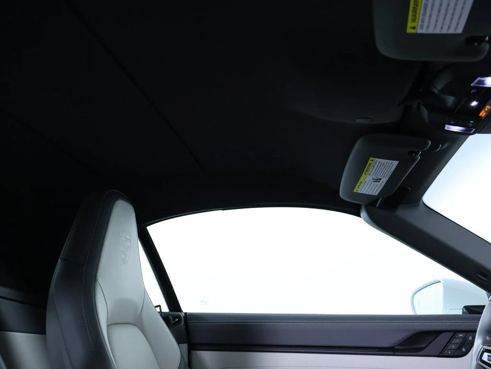 2025 Porsche 992 Carrera - Image 19 of 26