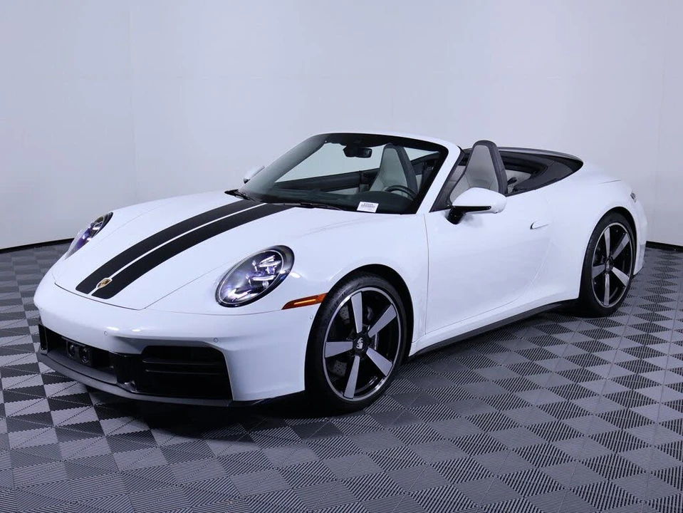 2025 Porsche 992 Carrera - Image 26 of 26
