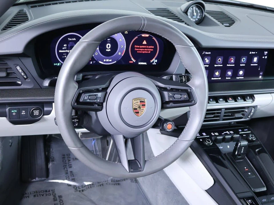 2025 Porsche 992 Carrera - Image 15 of 26