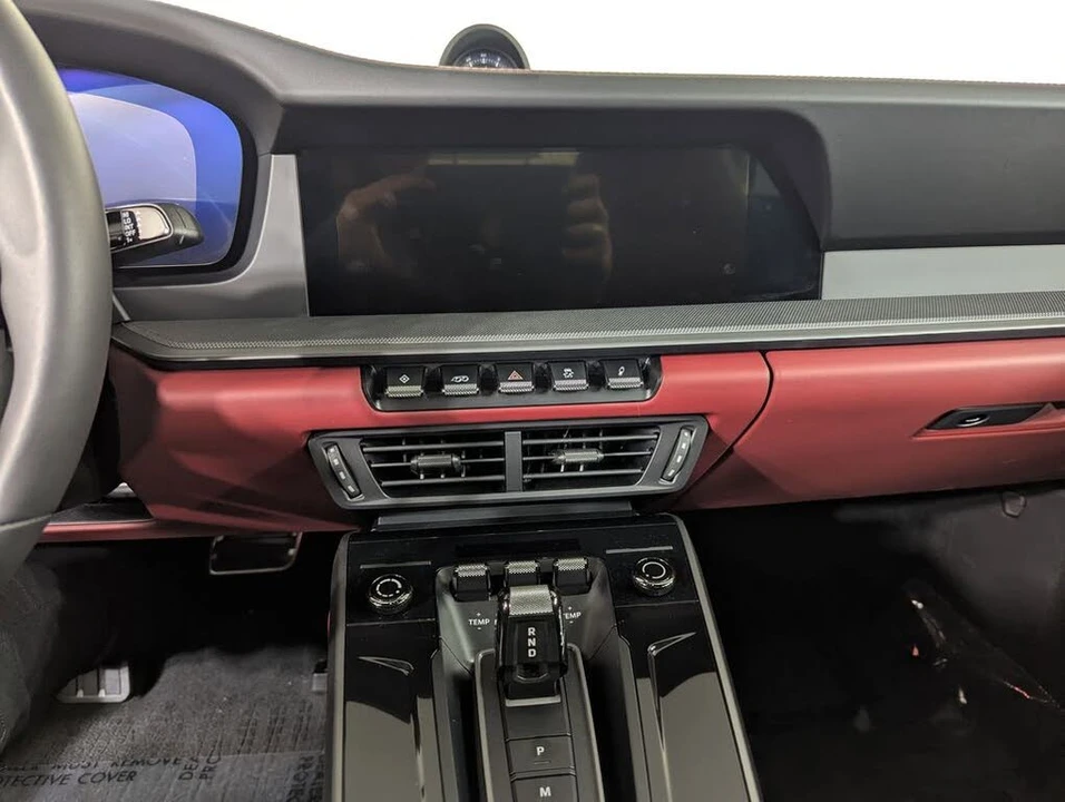 2025 Porsche 992 Carrera - Image 17 of 23