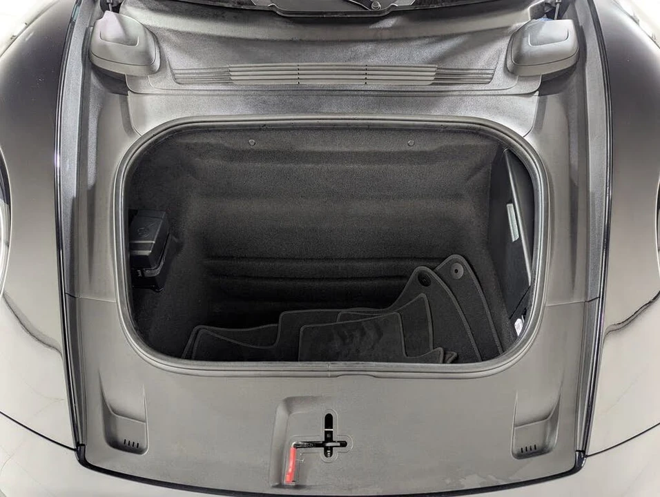 2025 Porsche 992 Carrera - Image 21 of 23