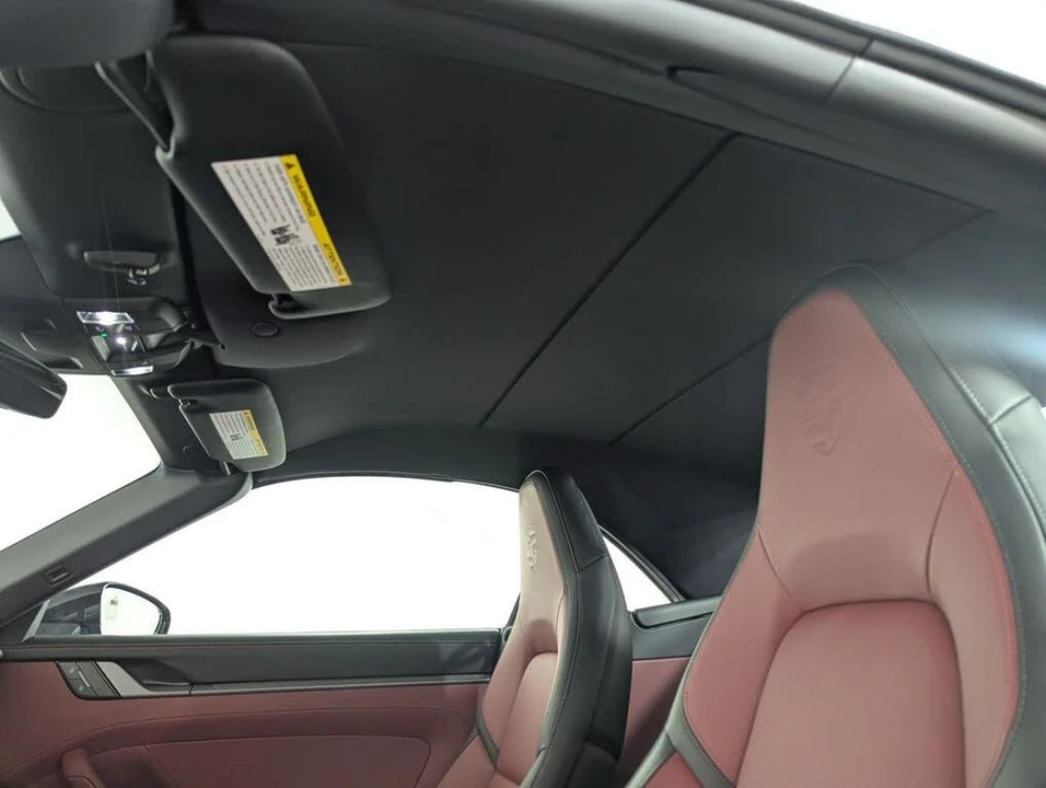 2025 Porsche 992 Carrera - Image 11 of 23