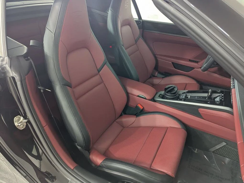 2025 Porsche 992 Carrera - Image 20 of 23
