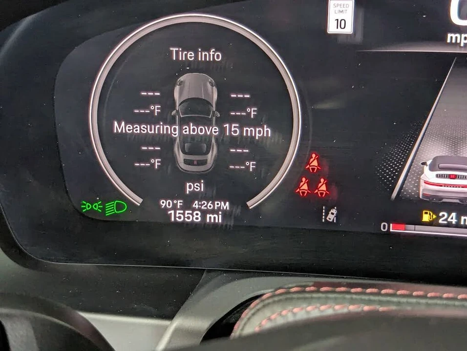 2025 Porsche 992 Carrera - Image 15 of 23