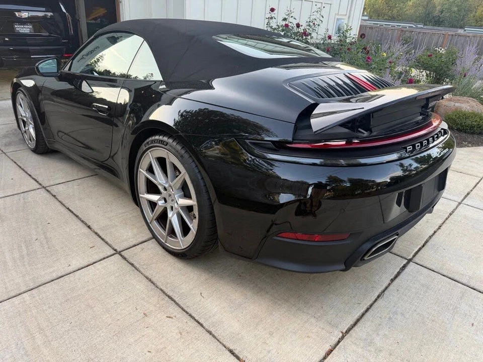 2025 Porsche 992 Carrera - Image 2 of 4