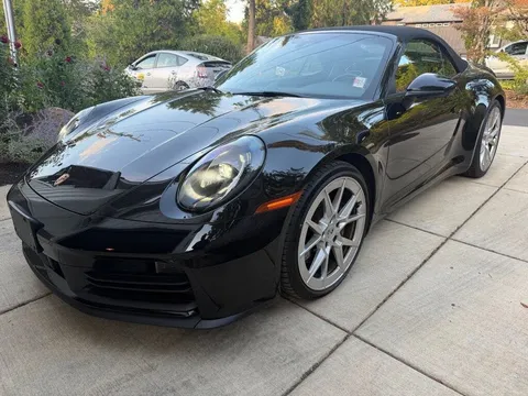 2025 Porsche 911 Carrera Cabriolet RWD