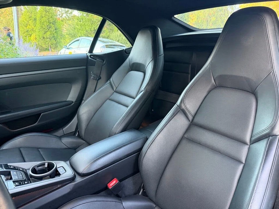 2025 Porsche 992 Carrera - Image 4 of 4