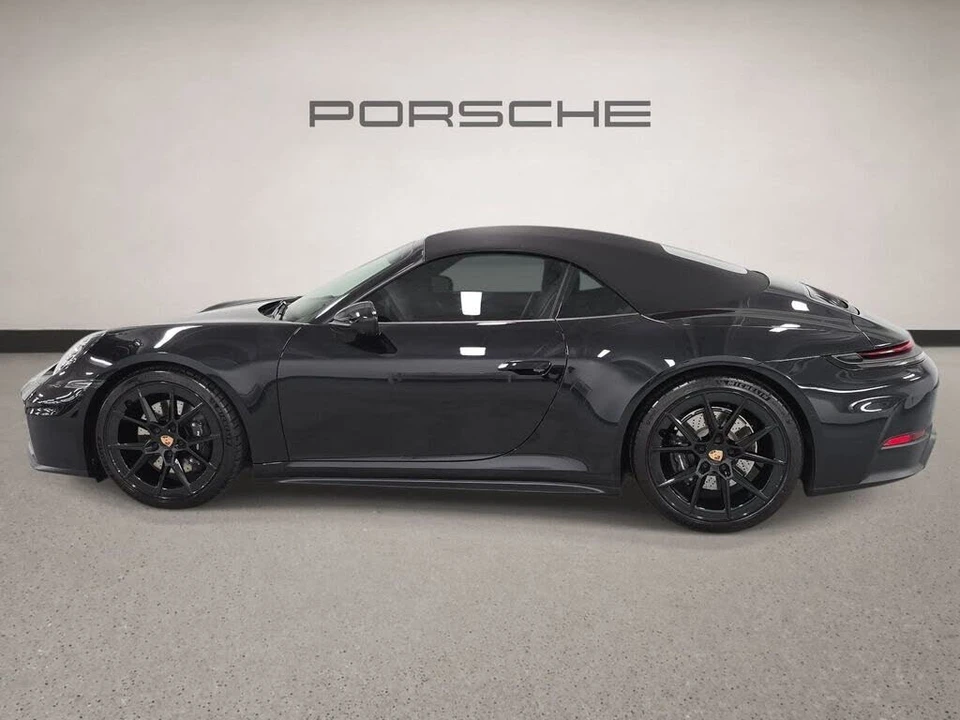 2025 Porsche 992 Carrera - Image 2 of 31