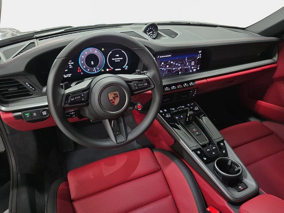2025 Porsche 992 Carrera - Image 12 of 31