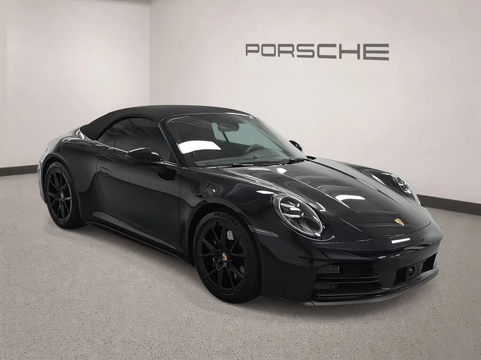 2025 Porsche 992 Carrera - Image 8 of 31