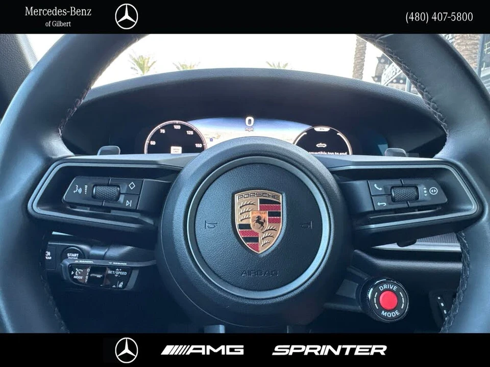 2025 Porsche 992 Carrera - Image 29 of 31