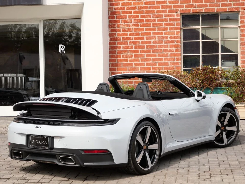 2025 Porsche 992 Carrera - Image 7 of 27