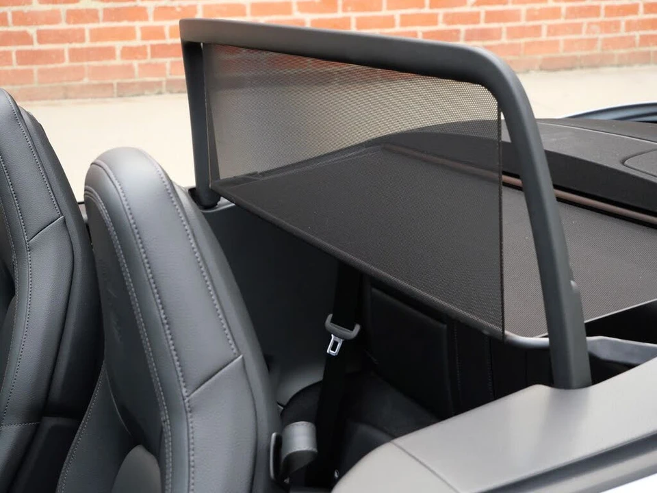 2025 Porsche 992 Carrera - Image 23 of 27