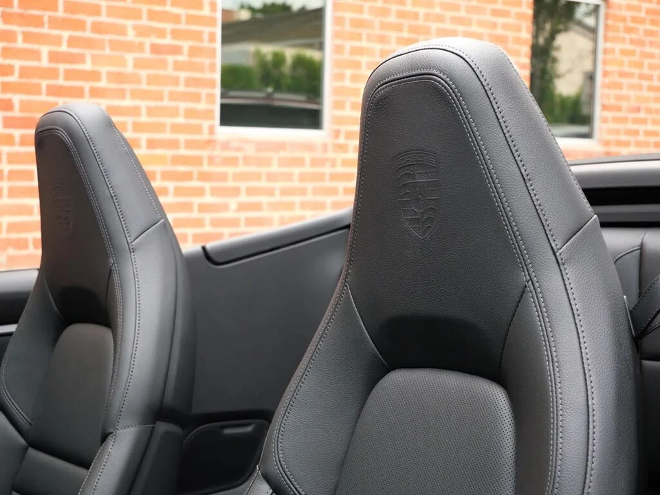 2025 Porsche 992 Carrera - Image 21 of 27
