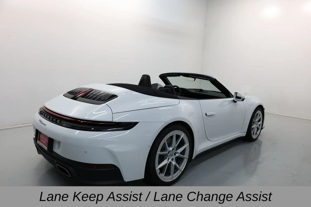 2025 Porsche 992 Carrera - Image 27 of 31