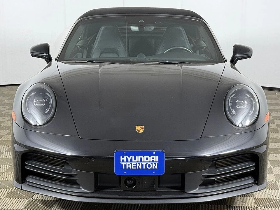 2025 Porsche 992 Carrera - Image 20 of 31
