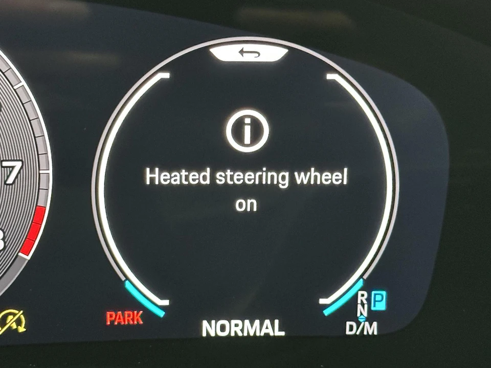 2025 Porsche 992 Carrera - Image 26 of 31