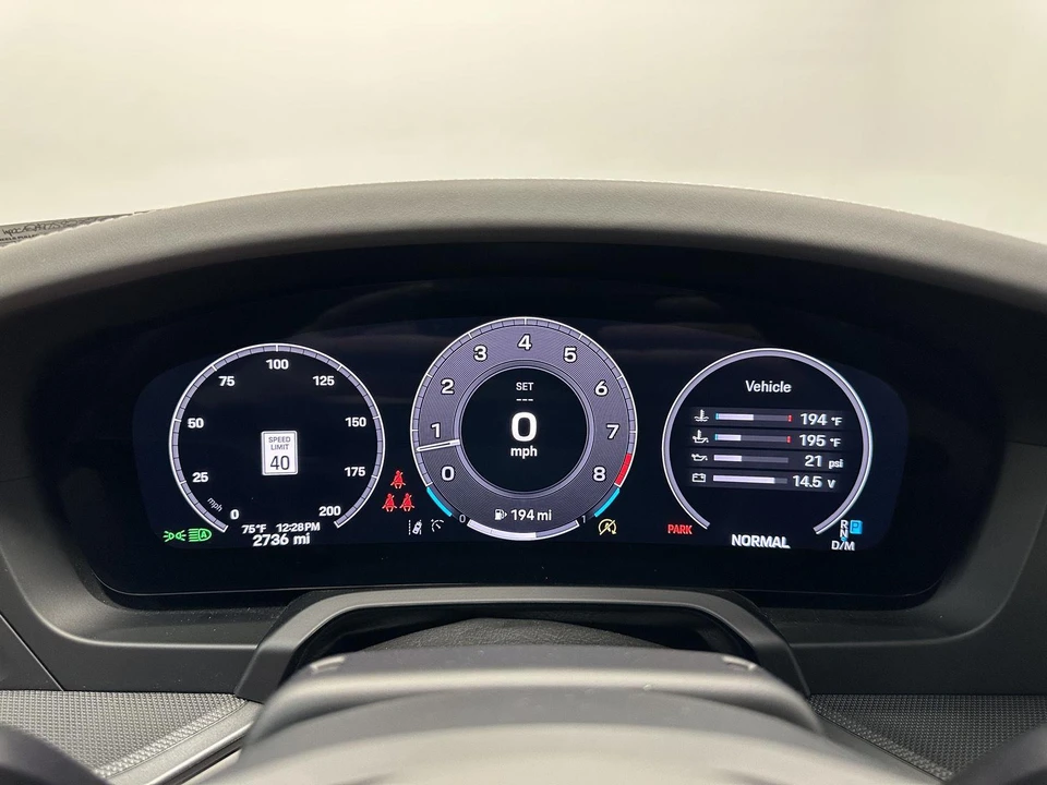 2025 Porsche 992 Carrera - Image 27 of 31