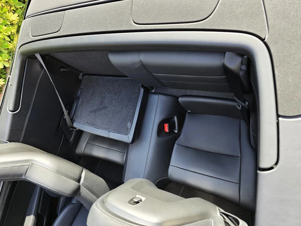 2025 Porsche 992 Carrera - Image 21 of 31