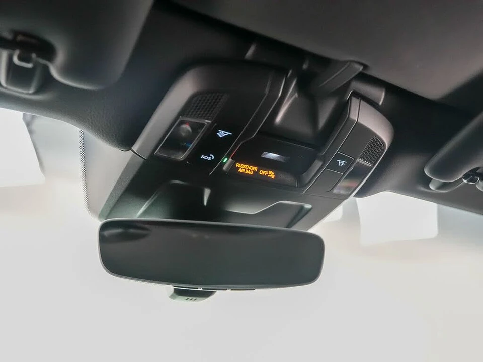 2025 Porsche 992 Carrera - Image 25 of 31