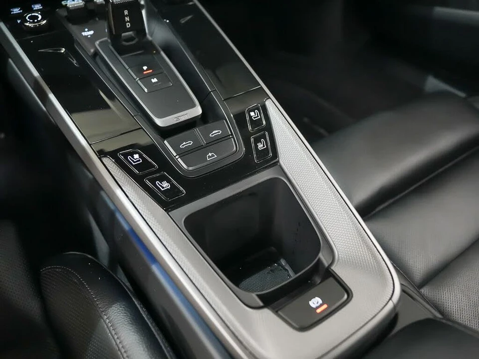 2025 Porsche 992 Carrera - Image 31 of 31