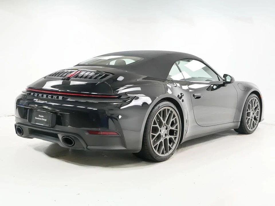 2025 Porsche 992 Carrera - Image 11 of 31
