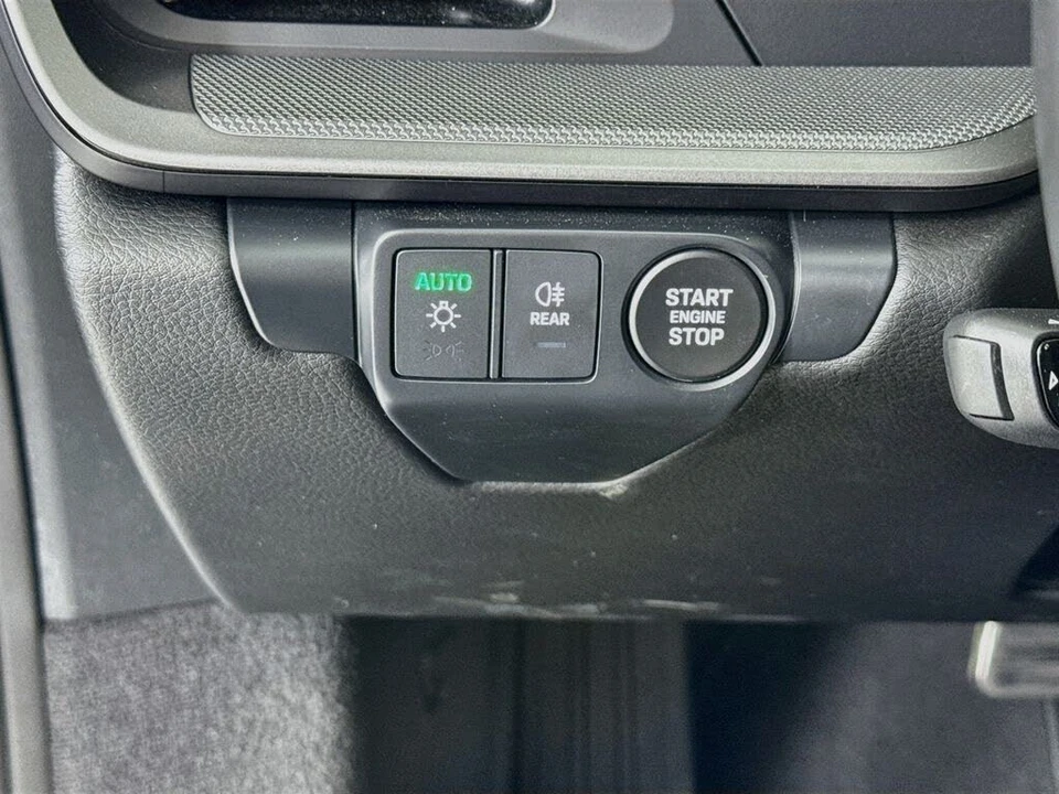 2025 Porsche 992 Carrera - Image 13 of 30
