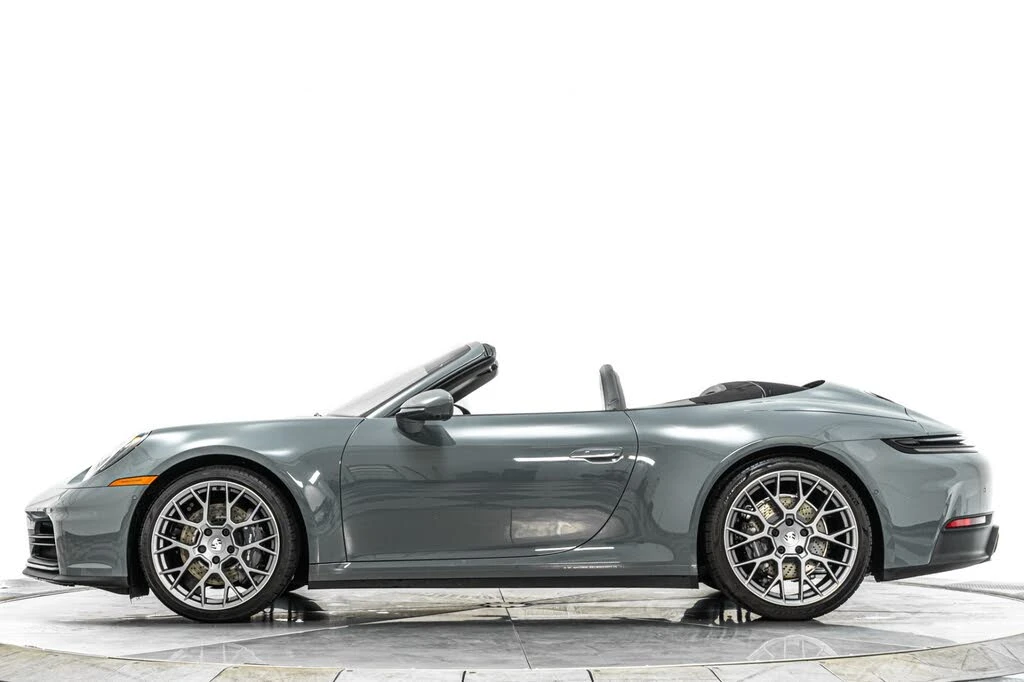 2025 Porsche 992 Carrera - Image 6 of 31