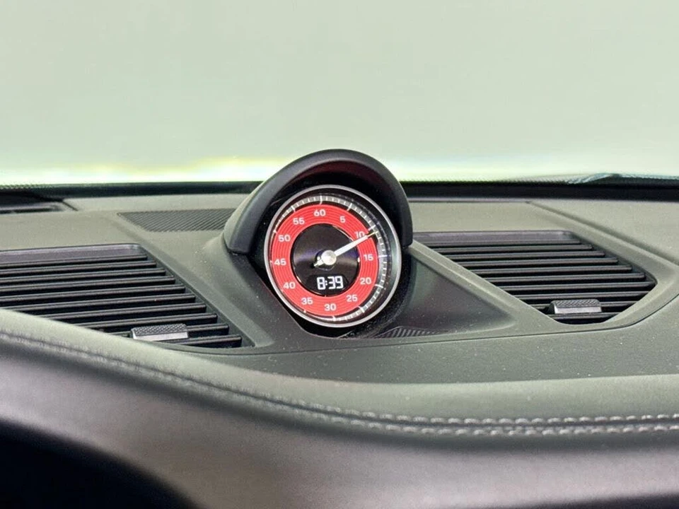 2025 Porsche 992 Carrera - Image 21 of 30