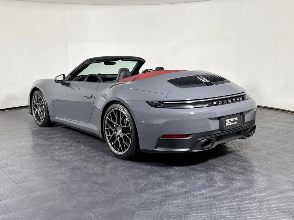 2025 Porsche 992 Carrera - Image 3 of 30