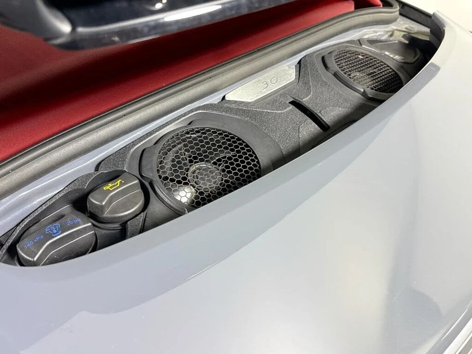 2025 Porsche 992 Carrera - Image 28 of 30