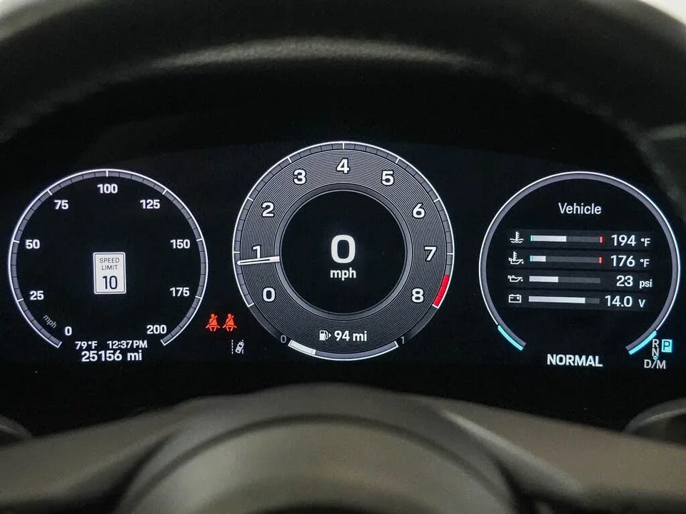 2025 Porsche 992 Carrera - Image 26 of 30