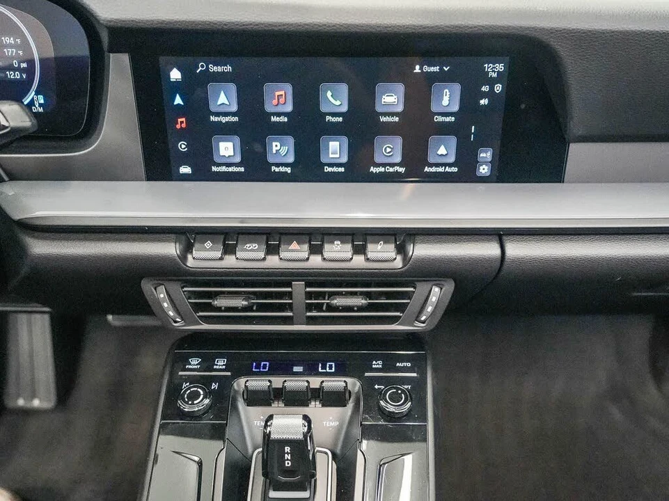 2025 Porsche 992 Carrera - Image 16 of 30