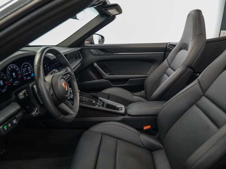 2025 Porsche 992 Carrera - Image 20 of 30