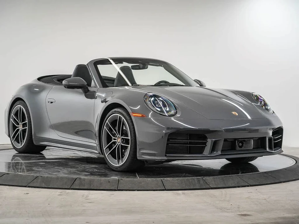 2025 Porsche 992 Carrera - Image 7 of 30