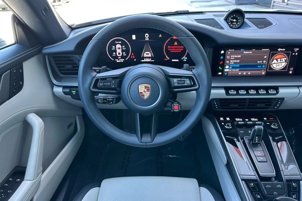 2025 Porsche 992 Carrera - Image 15 of 28