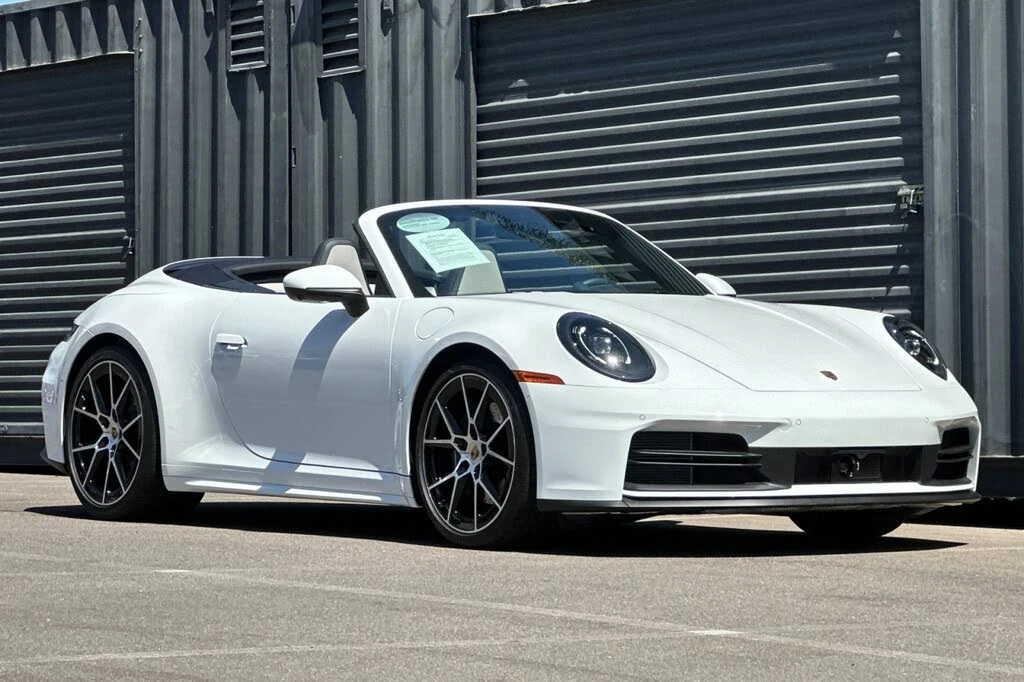 2025 Porsche 992 Carrera - Image 10 of 28