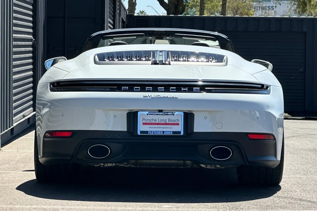 2025 Porsche 992 Carrera - Image 7 of 28
