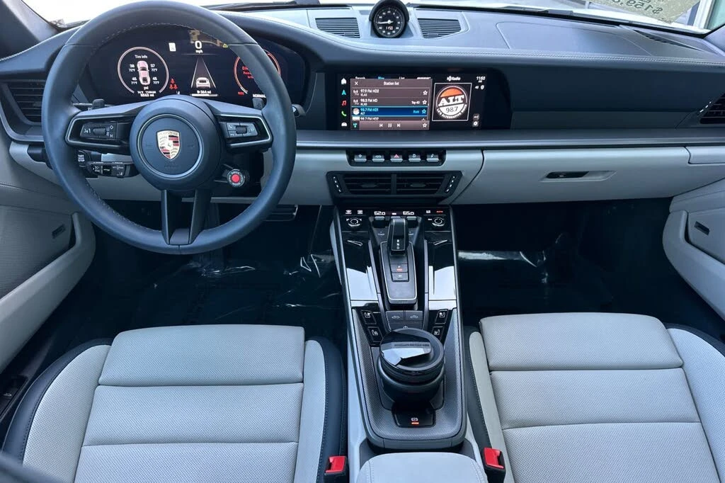 2025 Porsche 992 Carrera - Image 6 of 28