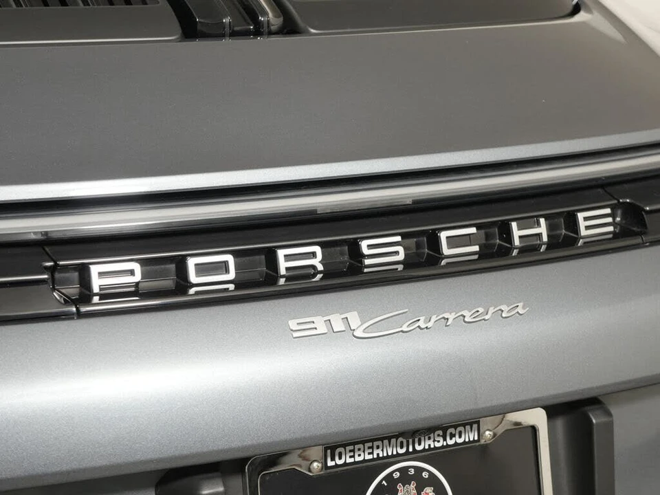 2025 Porsche 992 Carrera - Image 18 of 31