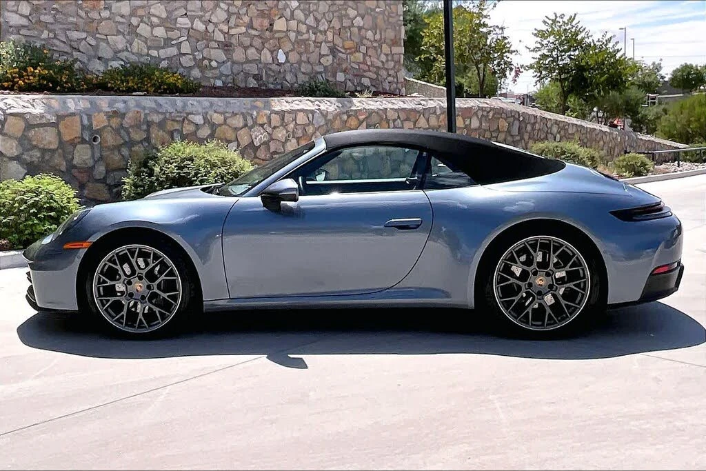 2025 Porsche 992 Carrera - Image 2 of 26