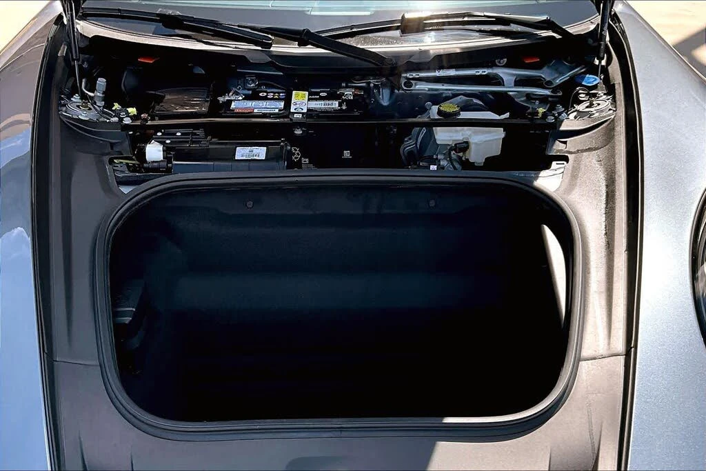 2025 Porsche 992 Carrera - Image 23 of 26