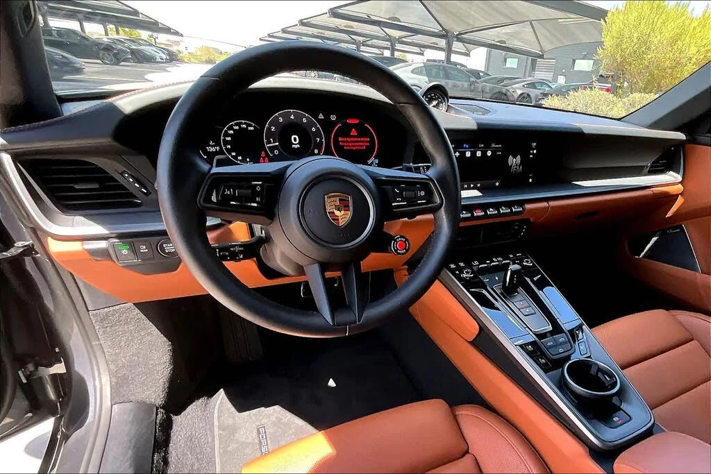 2025 Porsche 992 Carrera - Image 14 of 26