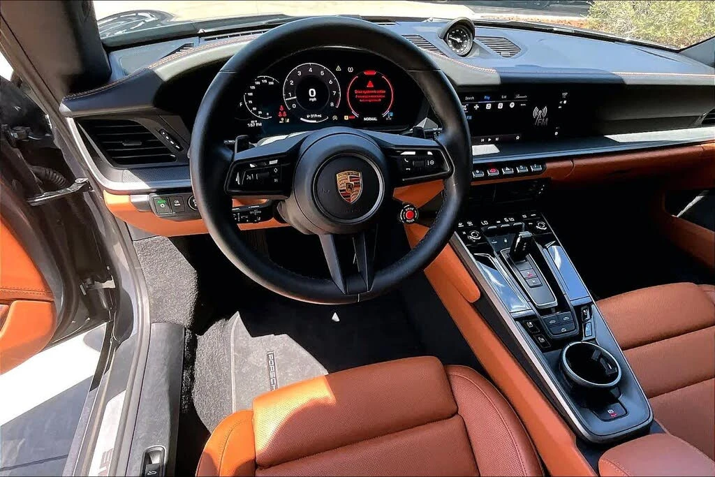 2025 Porsche 992 Carrera - Image 13 of 26