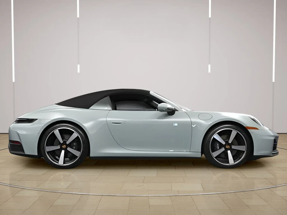 2025 Porsche 992 Carrera - Image 29 of 31