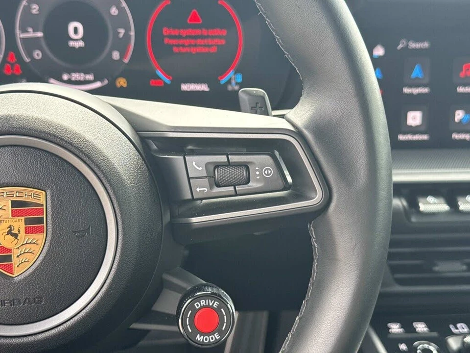 2025 Porsche 992 Carrera - Image 30 of 31